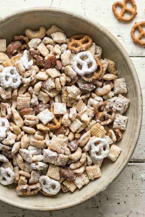 Homemade White Chocolate Chex Mix – Quick Snack for Any Occasion